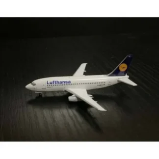 Aero Classics AC411045 1:400 Lufthansa Boeing 737-200 - Miniature Marvels: Airplane Models & Painted Dice* Airplane Model