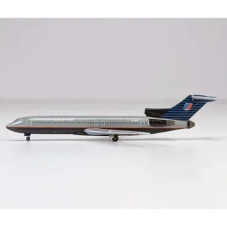 Aero Classics AC411276 1:400 United Airlines Boeing 727-200 N7288U - Miniature Marvels: Airplane Models & Painted Dice* Airplane Model