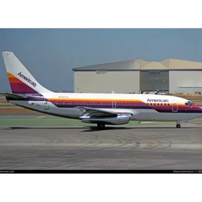 Aero Classics BBX41649 1:400 American Airlines Boeing 737-200 N462AC - Miniature Marvels: Airplane Models & Painted Dice* Airplane Model