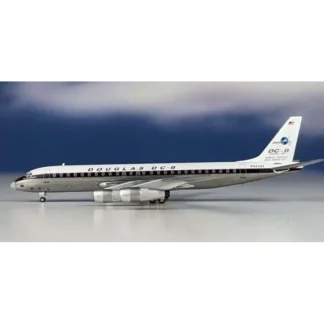 AeroClassics Ac211164 1:200 Douglas House Colors Douglas DC-8-30 N9608Z - Miniature Marvels: Airplane Models & Painted Dice* Airplane Model
