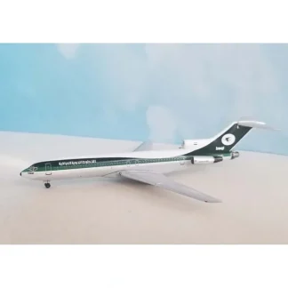 AeroClassics AC411228 1:400 Iraqi Airways Boeing 727-200 YI-AGL - Miniature Marvels: Airplane Models & Painted Dice* Airplane Model