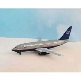 AeroClassics AC411357 1:400 United Airlines Boeing 737-200 N998UA - Miniature Marvels: Airplane Models & Painted Dice* Airplane Model