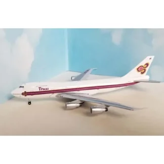 AeroClassics BBX41666 1:400 Thai Air Lines Boeing 747 HS-TGC - Miniature Marvels: Airplane Models & Painted Dice* Airplane Model