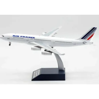 B Models B-342-AF-02 1:200 Air France A340-200 - Miniature Marvels: Airplane Models & Painted Dice* Airplane Model