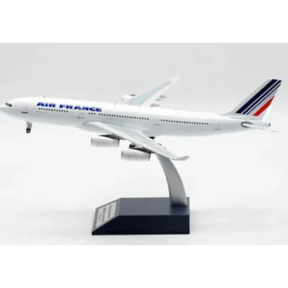 B Models B-342-AF-02 1:200 Air France A340-200 - Miniature Marvels: Airplane Models & Painted Dice* Airplane Model