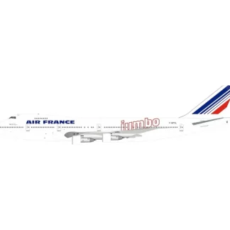 *B Models B-741-AF-08 1:200 Air France Boeing 747-100 - Miniature Marvels: Airplane Models & Painted Dice* Airplane Model