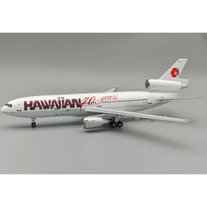 B-Models B-103-061 1:200 Hawaiian Air McDonnell Douglas DC-10-30 N12061 - Miniature Marvels: Airplane Models & Painted Dice* Airplane Model