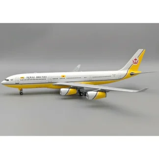 B-Models B-342-001 1:200 Royal Brunei Airlines Airbus A340-212 V8-001 - Miniature Marvels: Airplane Models & Painted Dice* Airplane Model
