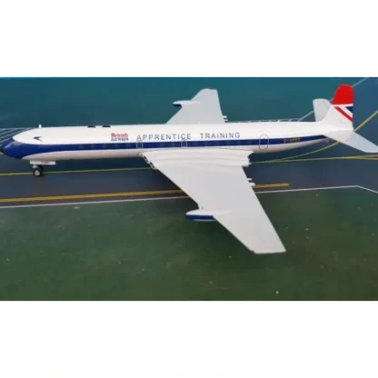 *B-Models B-106-BA-1218 1:200 British Airways DH-106 Comet - Miniature Marvels: Airplane Models & Painted Dice* Airplane Model