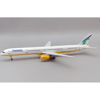 B-Models B-753-BOF 1:200 Transavia Airlines Boeing 757-330 B-ABOF - Miniature Marvels: Airplane Models & Painted Dice* Airplane Model