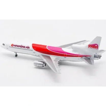 B-Models B-1011-HA-763 1:200 Hawaiian L-1011 - Miniature Marvels: Airplane Models & Painted Dice* Airplane Model