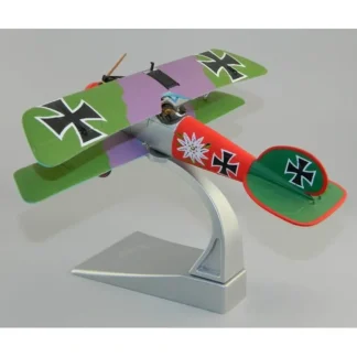 Corgi AA37804 1:48 Albatros DV Uffz Paul Baeumer - Miniature Marvels: Airplane Models & Painted Dice* Airplane Model