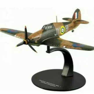 De Agostini #24 1:72 Hawker Hurricane Mk.I No.1 Squadron Arthur Clowes Battle of Britain - Miniature Marvels: Airplane Models & Painted Dice* Airplane Model