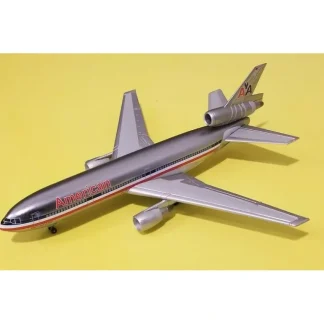 Dragon Wings 55165-03 1:400 American Airlines DC-10-30 N137AA - Miniature Marvels: Airplane Models & Painted Dice* Airplane Model