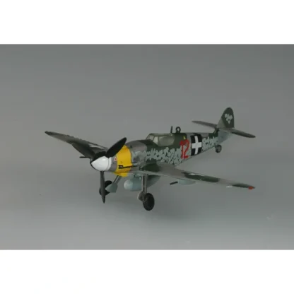 Easy Models 37204 1:72 Messerschmitt Bf 109G Hungarian AF, Red 12, 1945 - Miniature Marvels: Airplane Models & Painted Dice* Airplane Model
