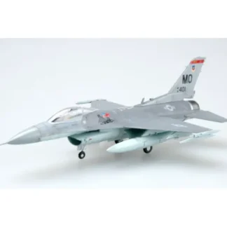 Easy Models 37125 1:72 USAF F-16C Fighting Falcon USAF, #91-0401 - Miniature Marvels: Airplane Models & Painted Dice* Airplane Model