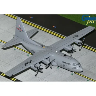 Gemini Jets G2AFO1296 1:200 U.S. Air Force C-130H Hercules 89-9106 (Youngstown ARS, Ohio) - Miniature Marvels: Airplane Models & Painted Dice* Airplane Model