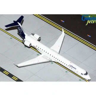 Gemini Jets G2CLH1013 1:200 Bombardier CRJ-900LR - Miniature Marvels: Airplane Models & Painted Dice* Airplane Model