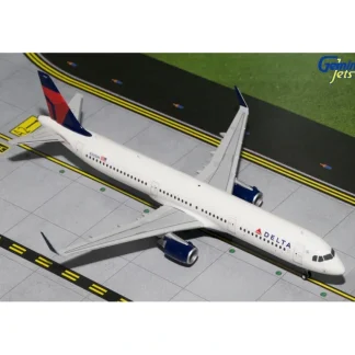 Gemini Jets G2DAL444 1:200 Delta Airlines Airbus A321 - Miniature Marvels: Airplane Models & Painted Dice* Airplane Model