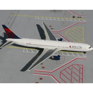 Gemini Jets G2DAL144 1:200 Delta Airlines Boeing 767-300 - Miniature Marvels: Airplane Models & Painted Dice* Airplane Model