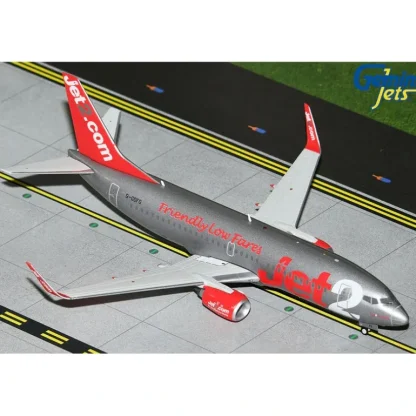 Gemini Jets G2EXS1264 1:200 Jet2 Boeing 737-300W G-GDFG - Miniature Marvels: Airplane Models & Painted Dice* Airplane Model