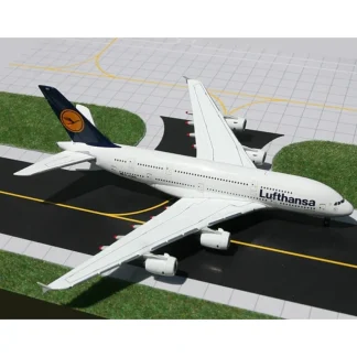 Gemini Jets GJDLH653 1:400 Lufthansa A380-800 - Miniature Marvels: Airplane Models & Painted Dice* Airplane Model
