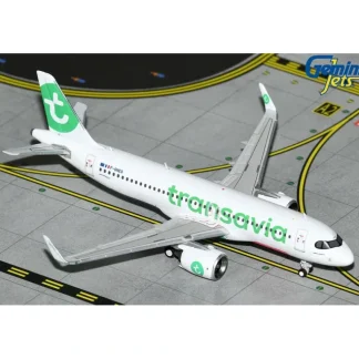 Gemini Jets GJTRA2249 1:400 Transavia Airlines A320neo F-GNEO - Miniature Marvels: Airplane Models & Painted Dice* Airplane Model