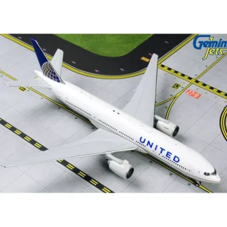 Gemini Jets GJUAL1806 1:400 United Airlines 777-200ER N796UA - Miniature Marvels: Airplane Models & Painted Dice* Airplane Model