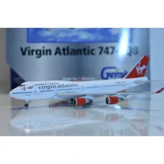 Gemini Jets GJVIR002 1:400 Virgin Atlantic Boeing 747-400 "Tubular Belle" - Miniature Marvels: Airplane Models & Painted Dice* Airplane Model