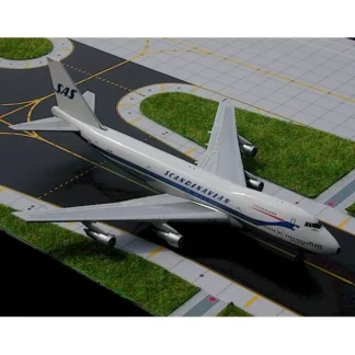 Gemini Jets GLSAS179 1:400 SAS Boeing 747-200 N4501Q - Miniature Marvels: Airplane Models & Painted Dice* Airplane Model