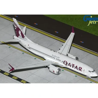 Gemini Jets G2QTR1243 1:200 Qatar Airways Boeing 737 Max 8 - Miniature Marvels: Airplane Models & Painted Dice* Airplane Model