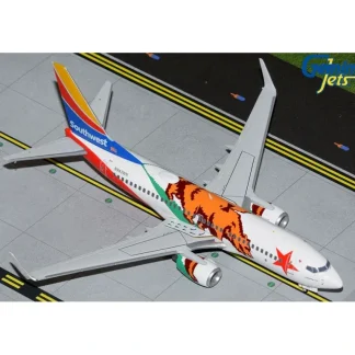 Gemini Jets G2SWA1010 1:200 Southwest 737-700 California One - Miniature Marvels: Airplane Models & Painted Dice* Airplane Model