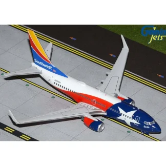 Gemini Jets G2SWA1009 1:200 Southwest Airlines Boeing 737-700 Lone Star One - Miniature Marvels: Airplane Models & Painted Dice* Airplane Model