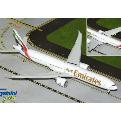 Gemini Jets G2UAE1250F 1:200 Emirates Boeing 777-300ER A6-ENV (Flaps Down) - Miniature Marvels: Airplane Models & Painted Dice* Airplane Model