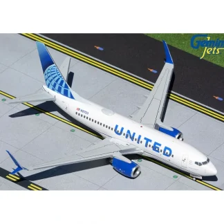 Gemini Jets G2UAL1014 1:200 United Airlines Boeing 737-700 - Miniature Marvels: Airplane Models & Painted Dice* Airplane Model