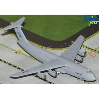 Gemini Macs GMUSA144 1:400 U.S. Air Force C-5M Super Galaxy 84-0061 (Dover Air Force Base) - Miniature Marvels: Airplane Models & Painted Dice* Airplane Model