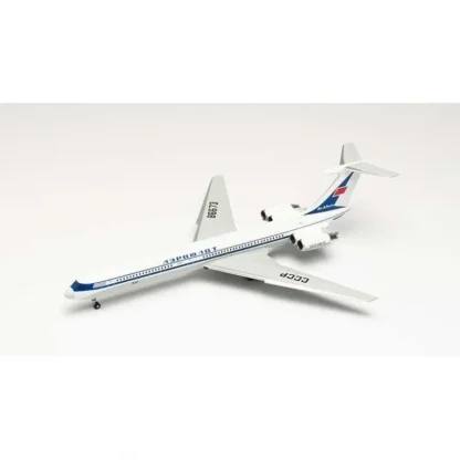 Herpa 571524 1:200 Aeroflot Ilyushin IL-62M Le-Bourget - Miniature Marvels: Airplane Models & Painted Dice* Airplane Model