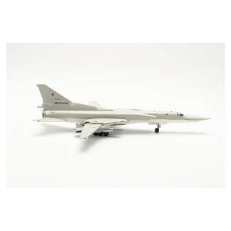 Herpa 572156 1:200 Tu-22M3 Russian Air Force Backfire - Miniature Marvels: Airplane Models & Painted Dice* Airplane Model