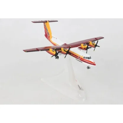 Herpa Wings 559553 1:200 Tyrolean Airways De Havilland DHC-7 OE-HLT - Miniature Marvels: Airplane Models & Painted Dice* Airplane Model