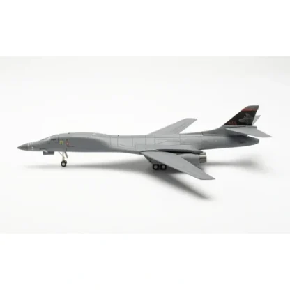 Herpa Wings 572903 1:200 USAF B-1B 85-0060 28th Bomb Wing "Doolittle Raid 80th Anniversary" - Miniature Marvels: Airplane Models & Painted Dice* Airplane Model