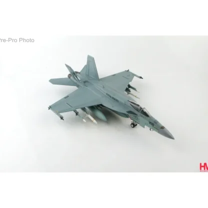 Hobby Master 1:72 F/A-18E HA5116 - Miniature Marvels: Airplane Models & Painted Dice* Airplane Model