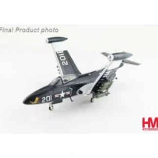 Hobby Master HA7211 1:48 Grumman F9F-5 Panther 201/125584, VF-192 "Golden Dragon", USS Oriskany - Miniature Marvels: Airplane Models & Painted Dice* Airplane Model