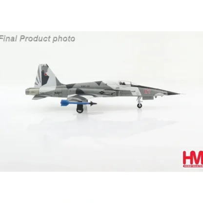 Hobby Master HA3364 1:72 US Navy F-5N Tiger II Sundowners' - Miniature Marvels: Airplane Models & Painted Dice* Airplane Model