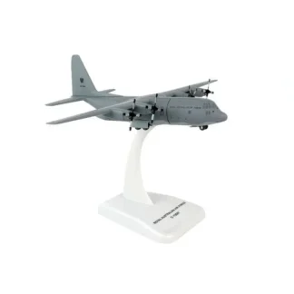 Hogan Wings 7297 1:200 C-130 RAAF - Miniature Marvels: Airplane Models & Painted Dice* Airplane Model