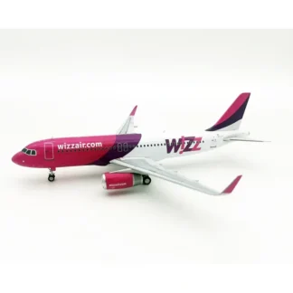 Inflight 1:200 Airbus A320 IF320W60421 - Miniature Marvels: Airplane Models & Painted Dice* Airplane Model