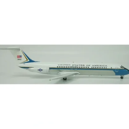 *Inflight IF932027 1:200 USAF VC-9A - Miniature Marvels: Airplane Models & Painted Dice* Airplane Model