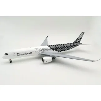 InFlight200 IF35901119 Airbus A350-900 F-WWCF - Miniature Marvels: Airplane Models & Painted Dice* Airplane Model