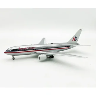 *InFlight IF762AA1221 1:200 American Airlines Boeing 767-200 - Miniature Marvels: Airplane Models & Painted Dice* Airplane Model