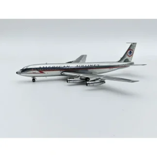 InFlight200 IF701AA1221P American Airlines Boeing 707-100 N7577A - Miniature Marvels: Airplane Models & Painted Dice* Airplane Model