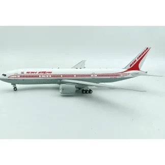 InFlight200 IF777AI0124 Air India Boeing 777-200 VT-AIL - Miniature Marvels: Airplane Models & Painted Dice* Airplane Model